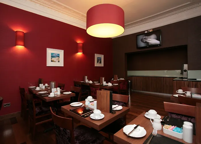 Kelvingrove - Sauchiehall St 3*