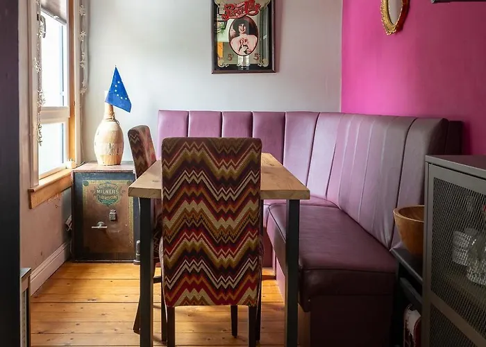 Traditional Close To Centre & Hampden Apartament