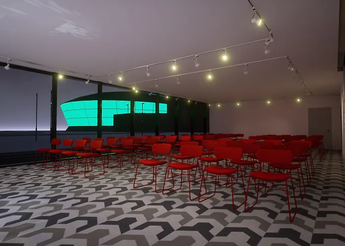 Radisson Red Hotel, Hotel 4*