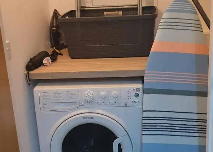 Oatlands Oasis-free Parking-2 Minutes From M74 Semesterbostad *