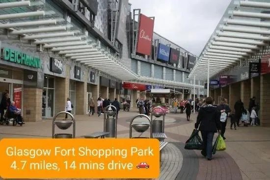 2-bedroom Away From In Glasgows' East End With Free Parking *