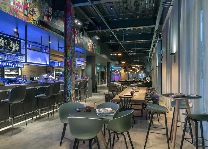 Moxy Merchant 3* Glasgow