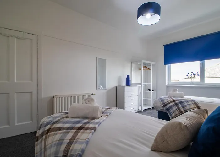 Bella House - 3 Bed House In Glasgow