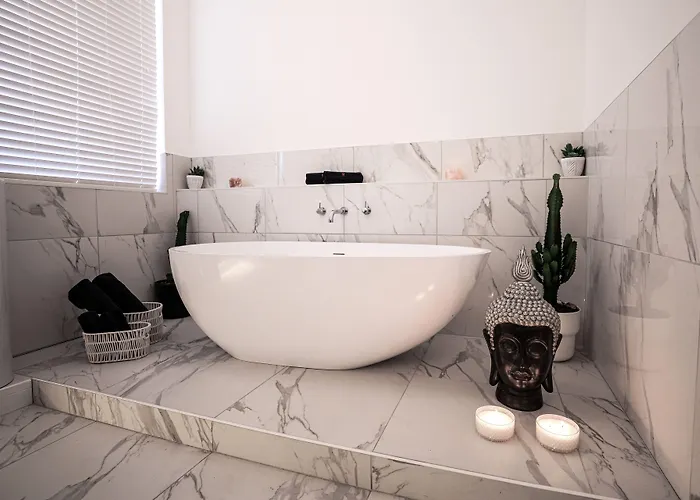 Revolver فندق غلاسغو