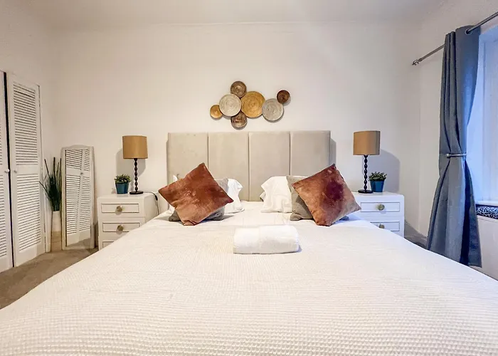 Attractive 3 Bedroom Glasgow