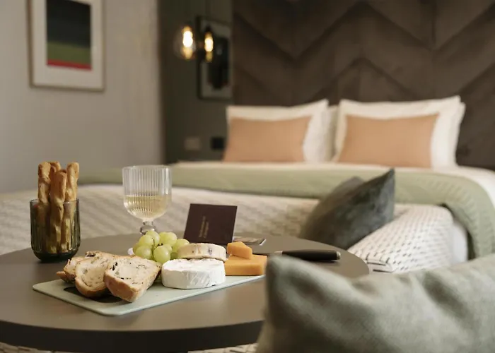 The Wellington By Adina 4*