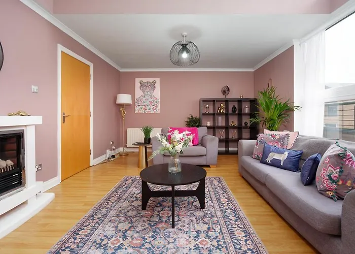 5 Bed Finnieston Skyhigh Duplex With Parking アパート *