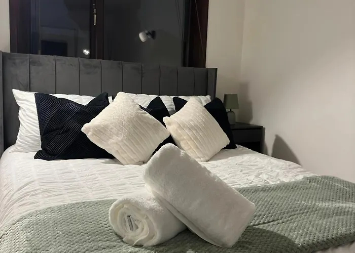 Hydro Secc House 10 Minute Walk