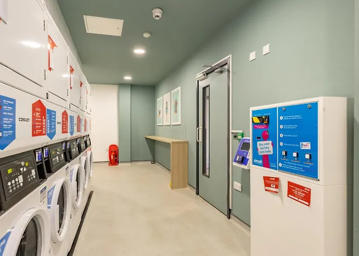 Ensuites In Dunaskin Mill In Glasgow Apartman