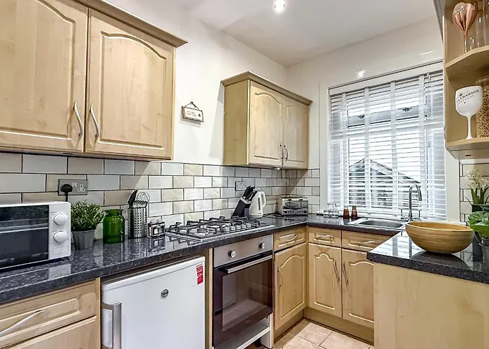 Daire Quite And New House, Commore Drive