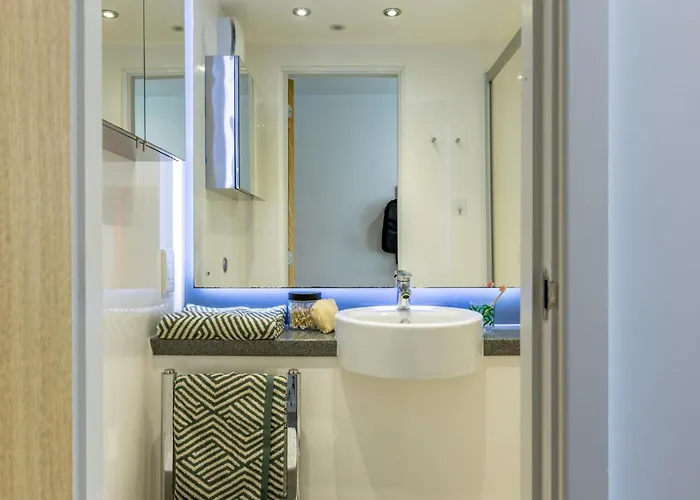 Ensuites In Dunaskin Mill In Glasgow *