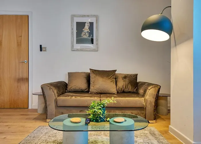 Modern Luxe In Centre Glasgow