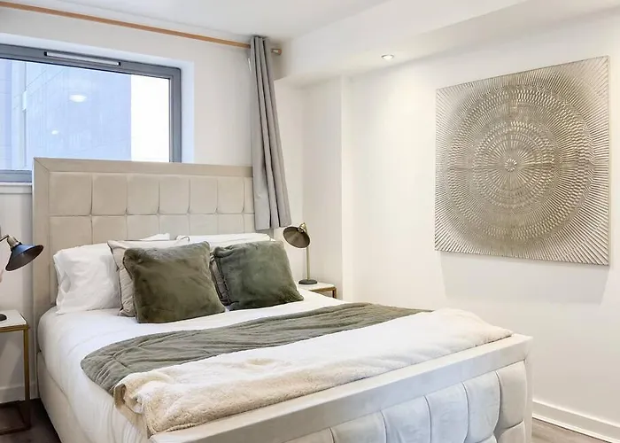 Stunning River View Centre Апартаменты Глазго