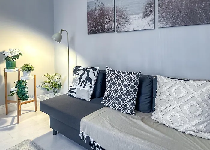 Quite And New House, Commore Drive *