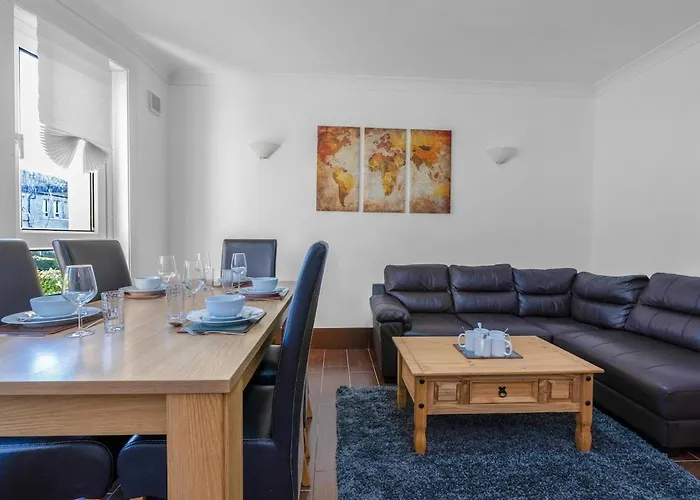 Executive 3 Bedroom - Corporate And Contractor גלאזגו