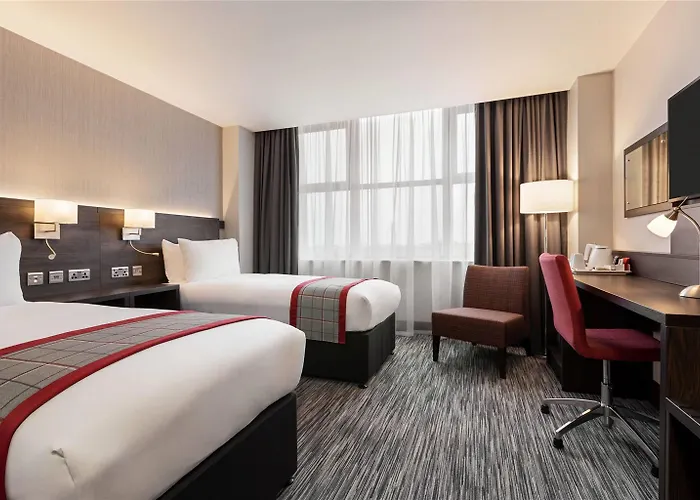 Hotel Ramada By Wyndham East Kilbride