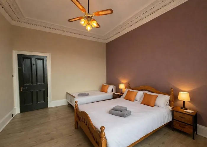 Contractors And Guests Grand 3 Bedroom Free Parking Fully Equipped