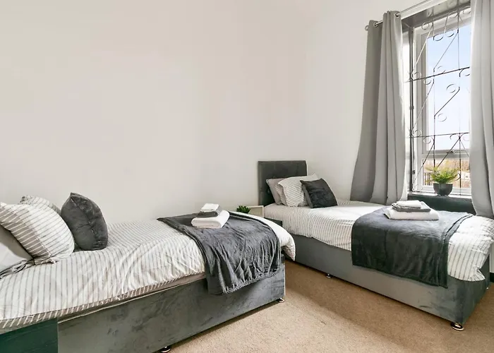 Apartament Free Parking - Sleeps 6 - 2 Bedrooms - Great Transport Links Glasgow
