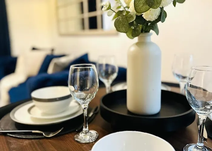 Apartment Modern 2 Bedroom Ground Floor Near Centre Glasgow