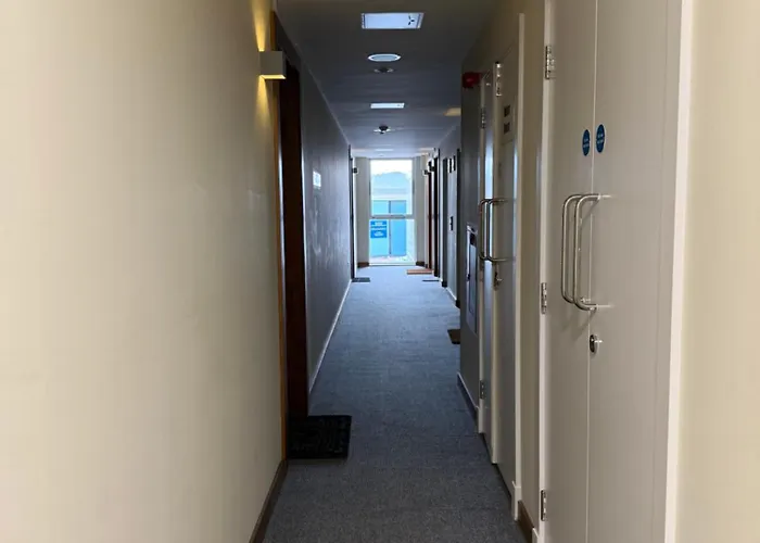 Executive Riverside With Workspace & Fast Wifi Apartment Glasgow