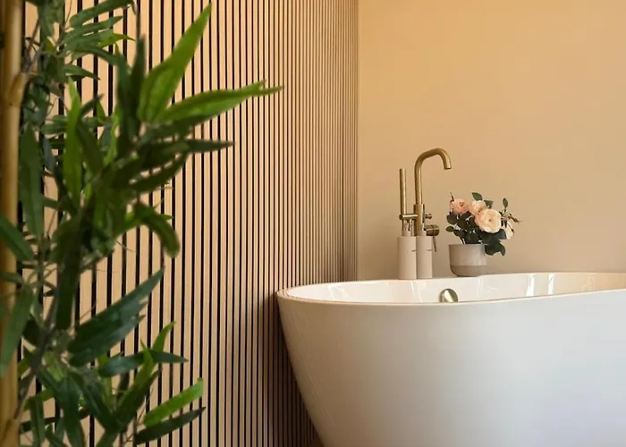 Romantic Brand New Flat, Centre Appartamento