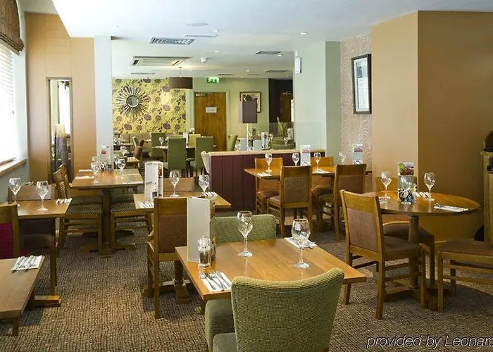 Premier - George Square 3*