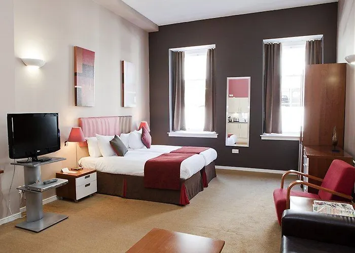 Fraser Apart-hotel 4*