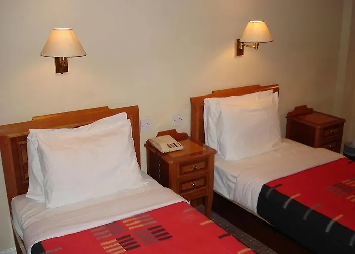 Kings Park Hotel Glasgow