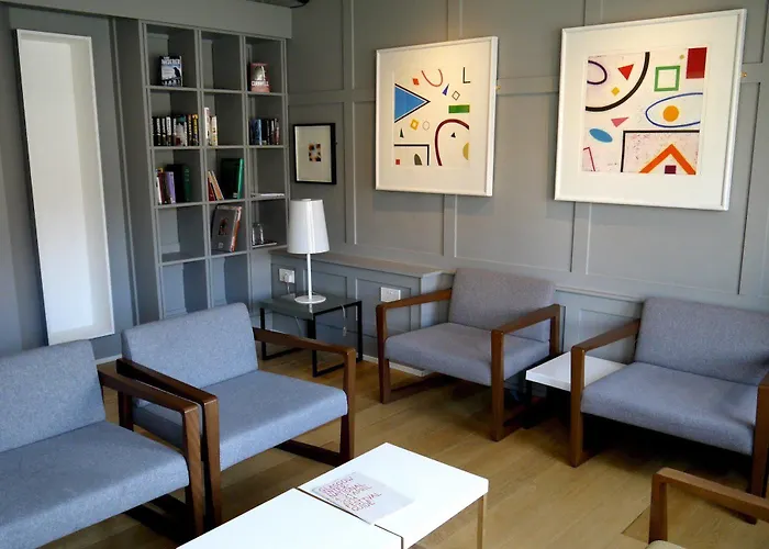 Grasshopper Hotell 3*