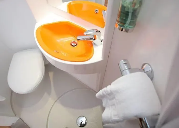 Easyhotel Глазго