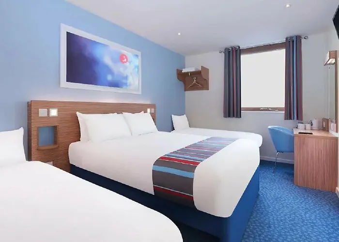 Travelodge Queen Street 3* גלאזגו