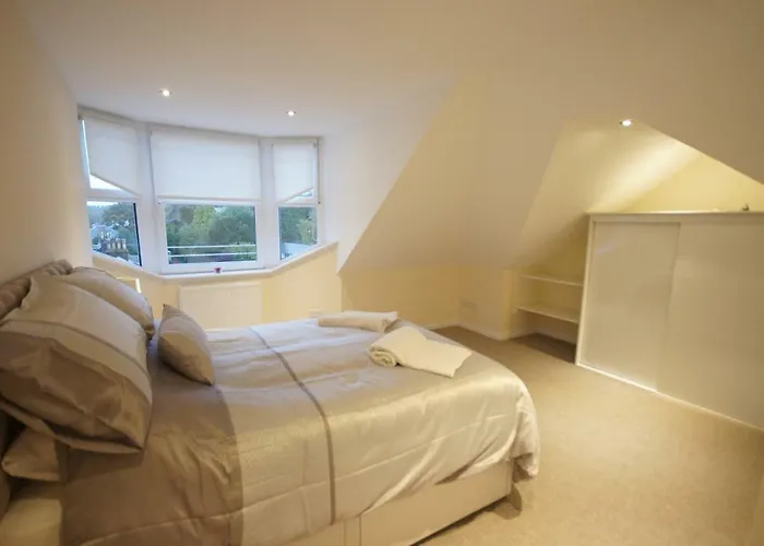 Apartament Modern, Cosy In Bearsden With Private Parking Glasgow