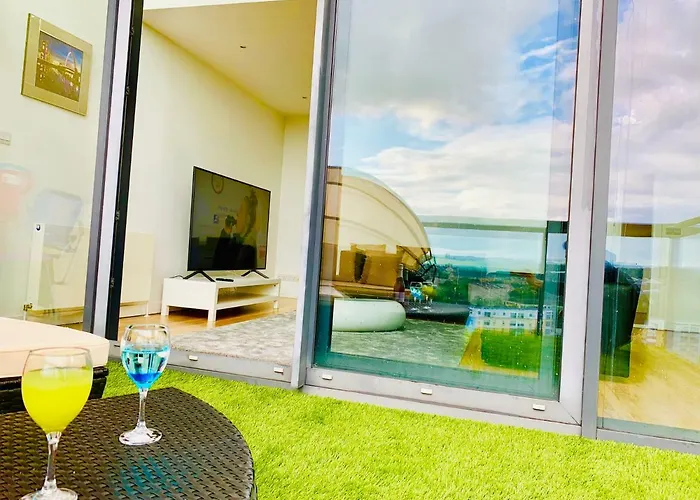 Centre - The Penthouse With Riverviews - Glasgow