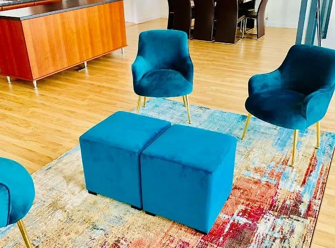 Apartamento Centre - The Penthouse With Riverviews - *