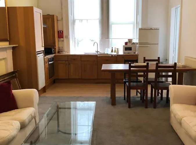 The Georgian House 2*