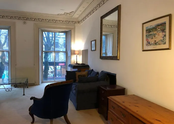 The Georgian House Гостевой дом Глазго