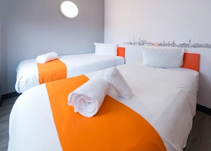 Отель Easyhotel Глазго