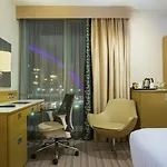 Hilton Garden Centre 4*