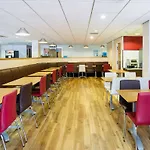 Travelodge Airport 3* 格拉斯哥