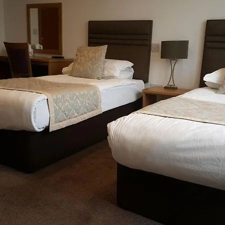 Mclays Otel 2*