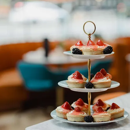 Radisson Blu Hotel, 4*