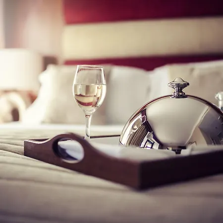 Carlton George Глазго