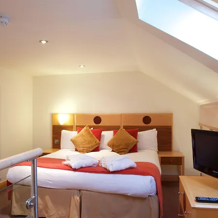 Argyle Hotel, Bw Signature Collection Hotel 4*