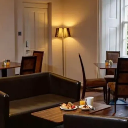 Safestay Charing Cross 酒店 3*