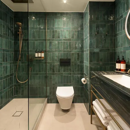 Hotel Carlton George 4*