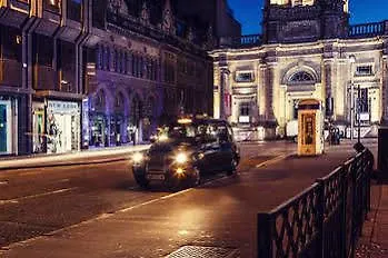 Otel Carlton George 4*