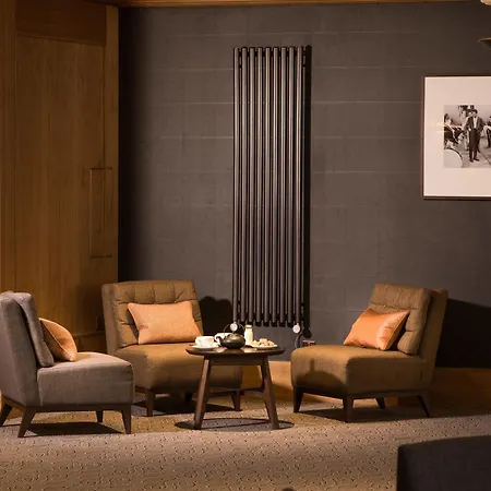 West By Compass Hospitality Hotel