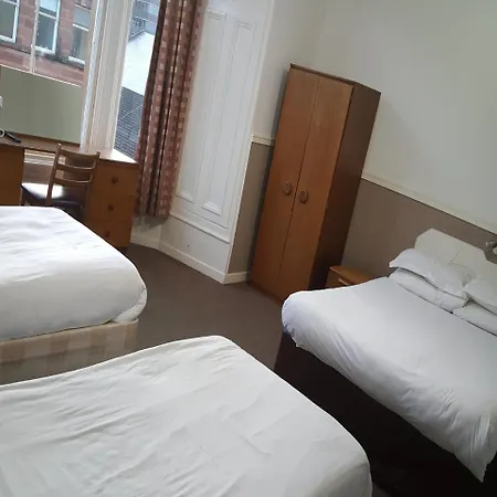 Mclays Otel 2*