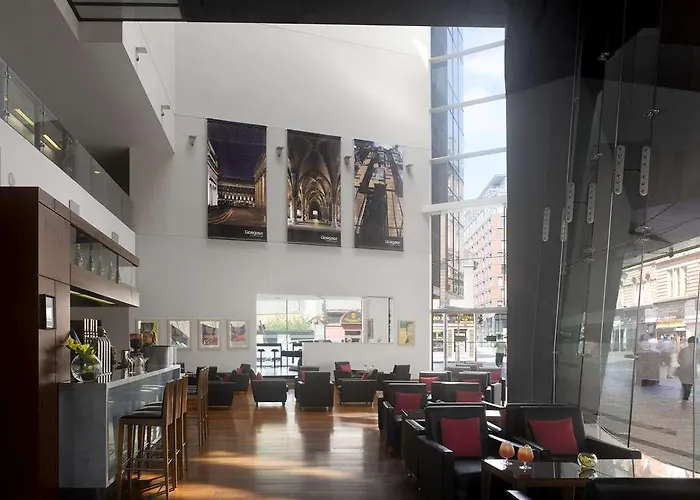 Radisson Blu Hotel, Szálloda