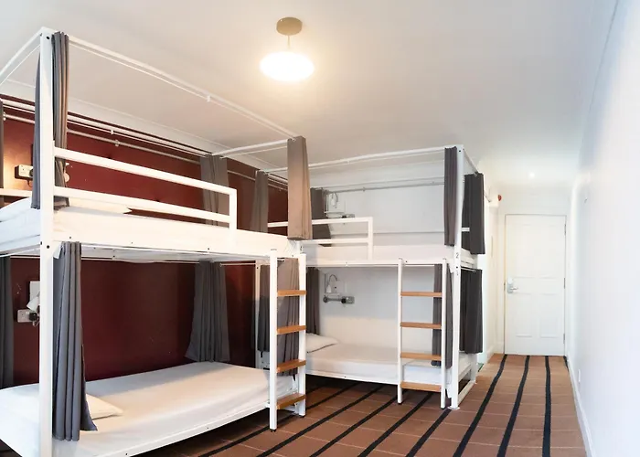 Hotel Safestay Charing Cross 3*